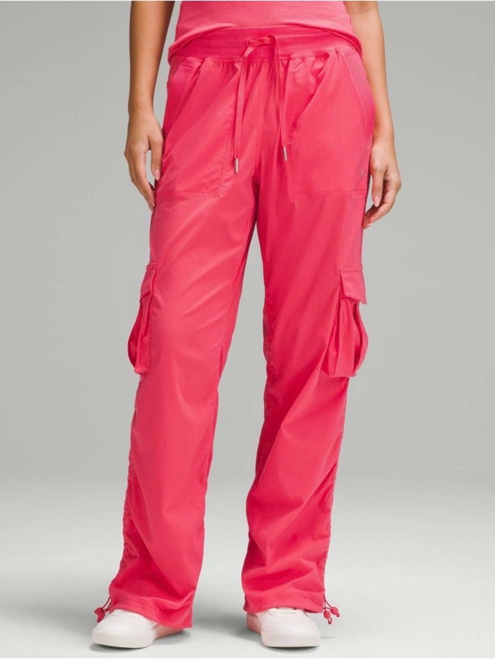 Lululemon Dance Studio Relaxed-Fit Mid-Rise Cargo Pant
Glaze Pink Size Medium
